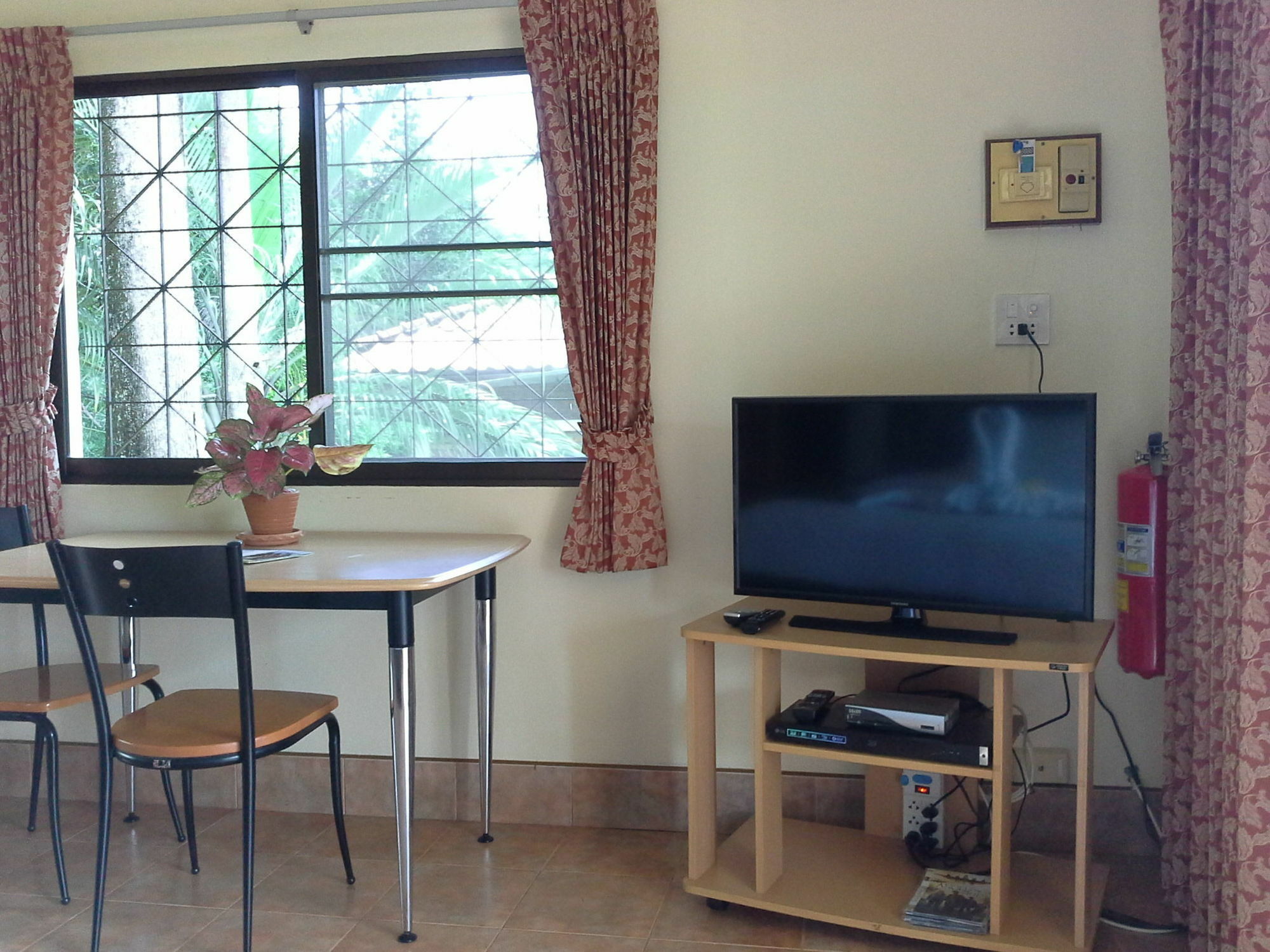 Freedom Estate Sea View Apartments Ko Lanta Екстериор снимка