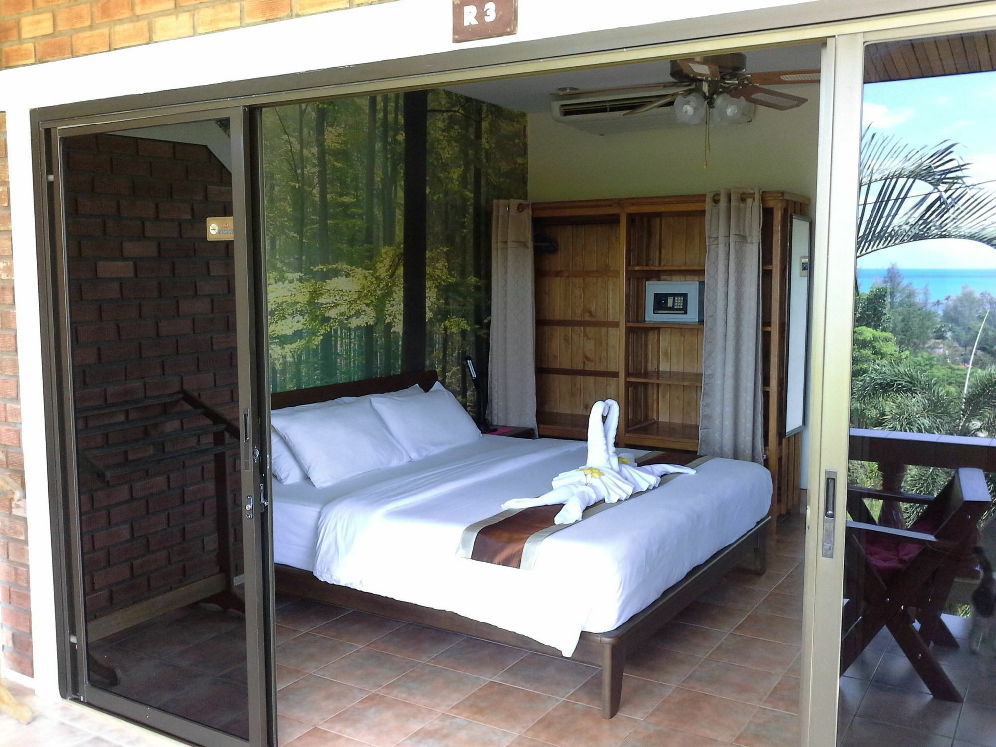 Freedom Estate Sea View Apartments Ko Lanta Екстериор снимка